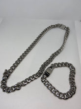 Load image into Gallery viewer, Robby Bracelet/Chain Set
